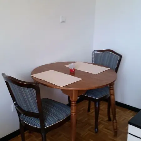 Apartamento Sara *