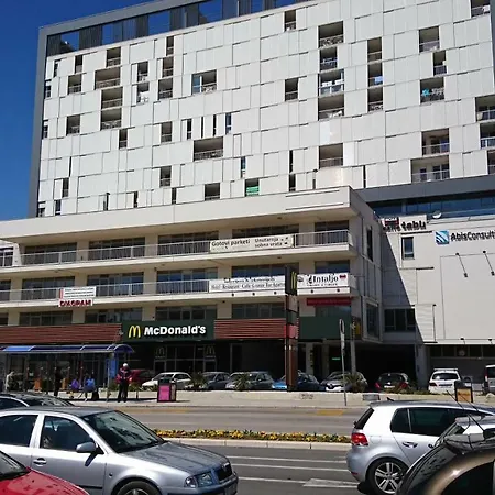 Apartamento Sara *